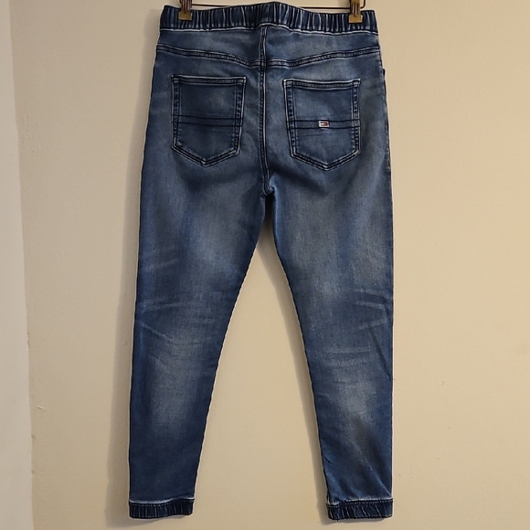 Men's Blue Jeans - Picture 3 of 7
